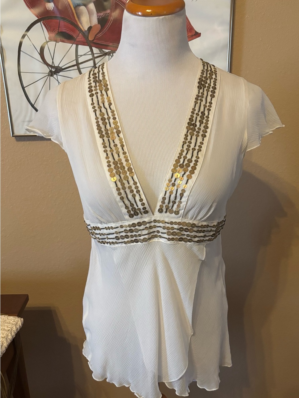 White House Black Market White Silk V-Neck Top with Gold Sequins Size Small